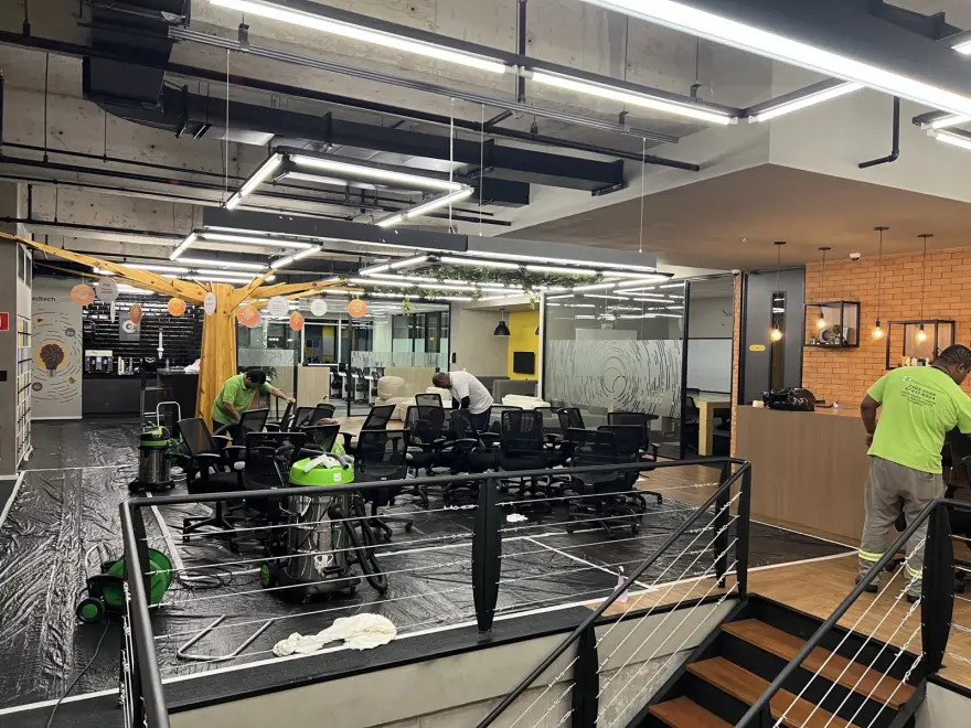 Higienização de estofados na UOL — Corporativo, foto 6